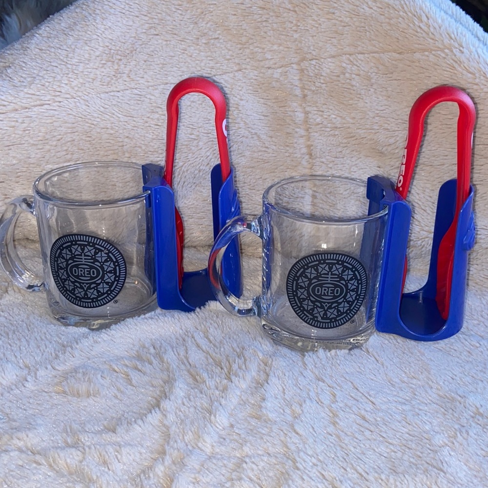 The Oreo dunking set glasses set of 2